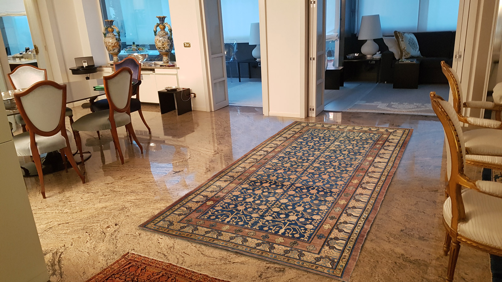 tappeti antichi da collezione ambientati